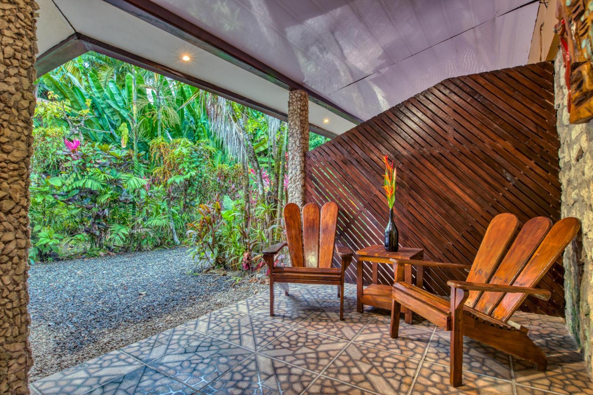 Atlantida Lodge Cahuita Εξωτερικό φωτογραφία