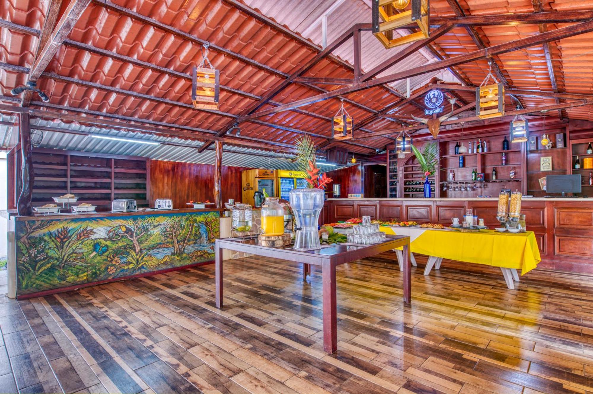 Atlantida Lodge Cahuita Εξωτερικό φωτογραφία