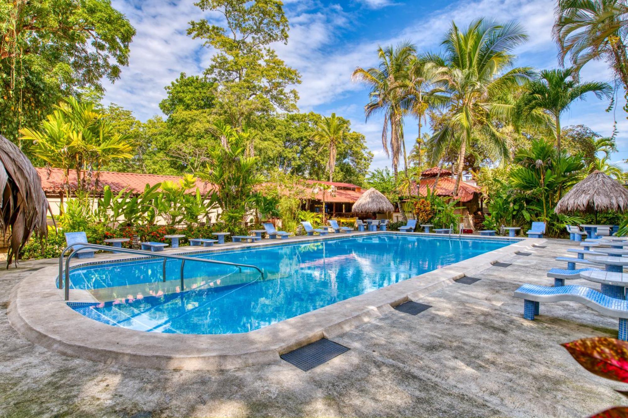 Atlantida Lodge Cahuita Εξωτερικό φωτογραφία