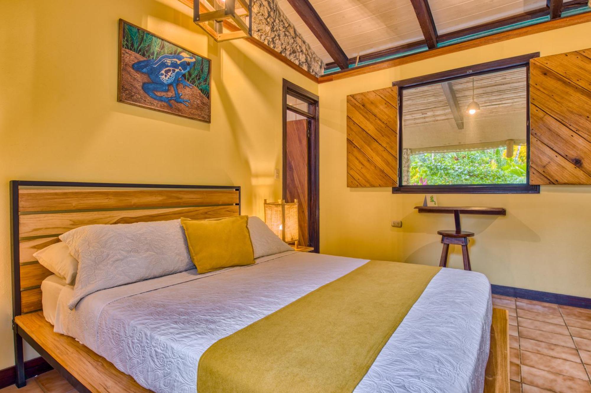 Atlantida Lodge Cahuita Εξωτερικό φωτογραφία