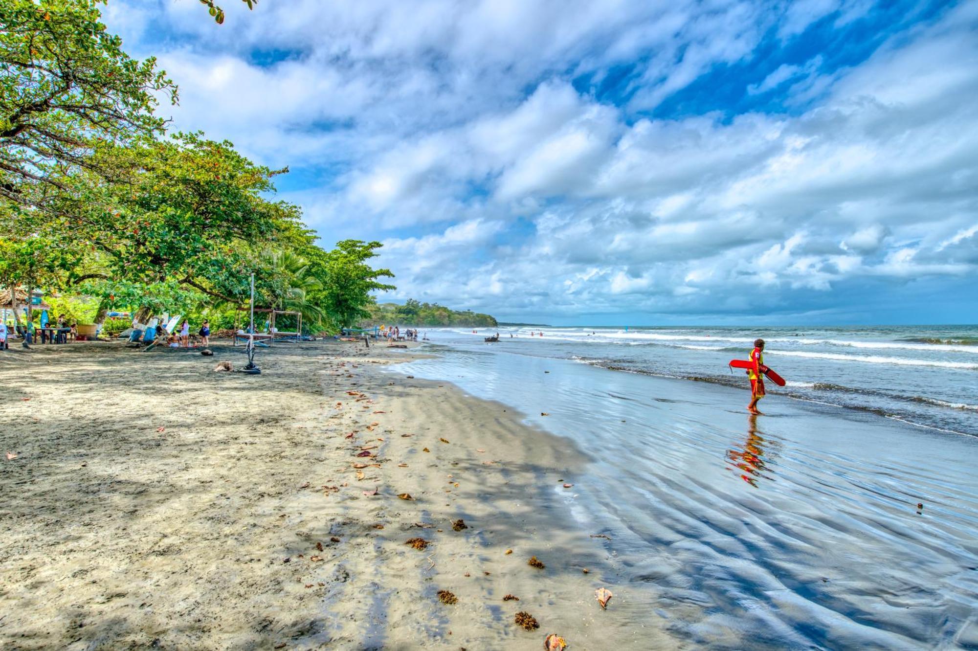 Atlantida Lodge Cahuita Εξωτερικό φωτογραφία