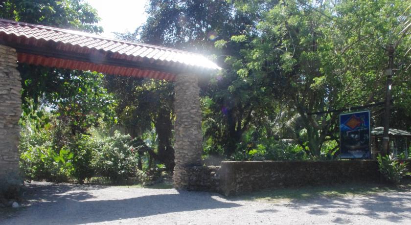 Atlantida Lodge Cahuita Εξωτερικό φωτογραφία